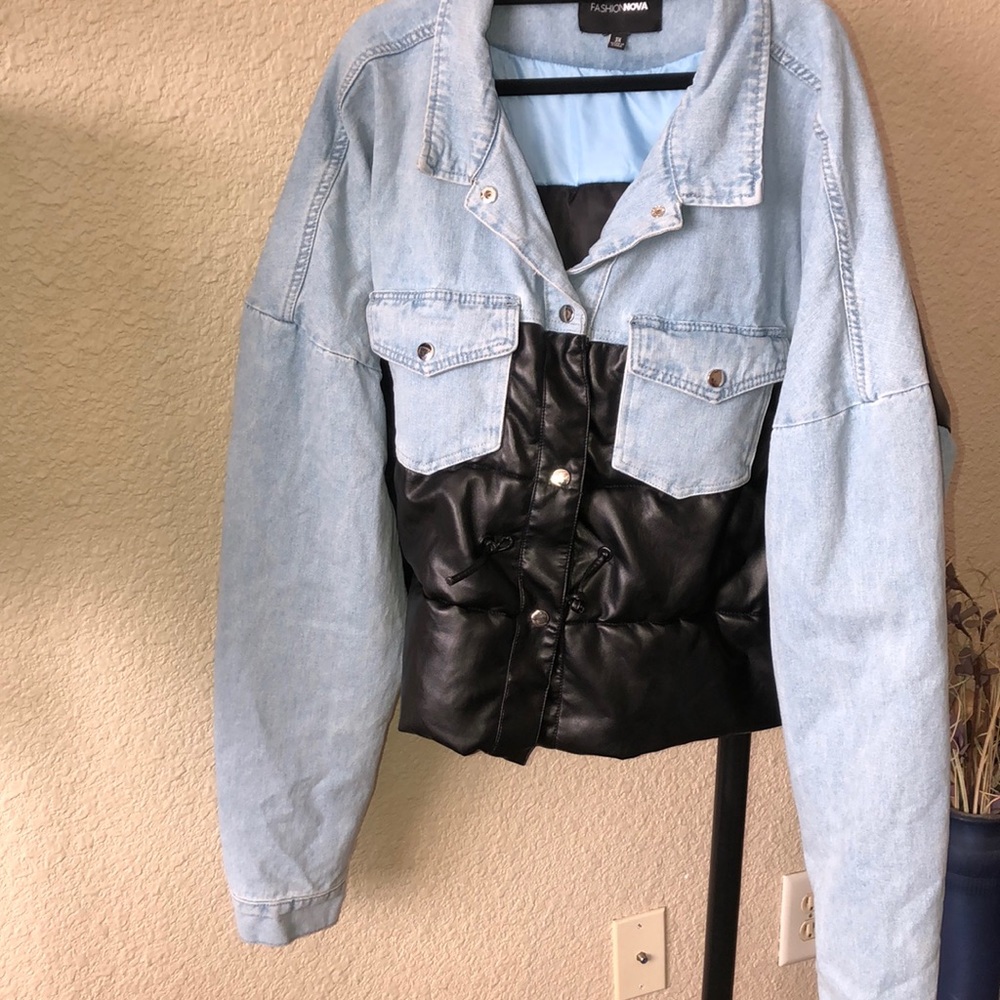 Fashion Nova Blue Jean Black Puffer Jacket - Picture 13 of 17